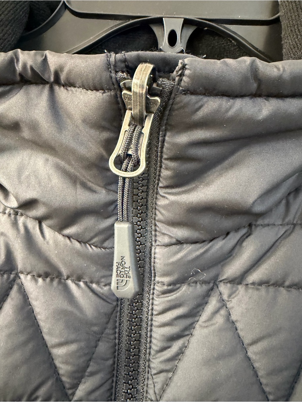 The North Face Womens Black Quilted Puffy Vest EUC Women’s SZ L - Picture 6 of 8